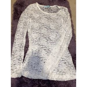 🌸 Sheer lace shirt